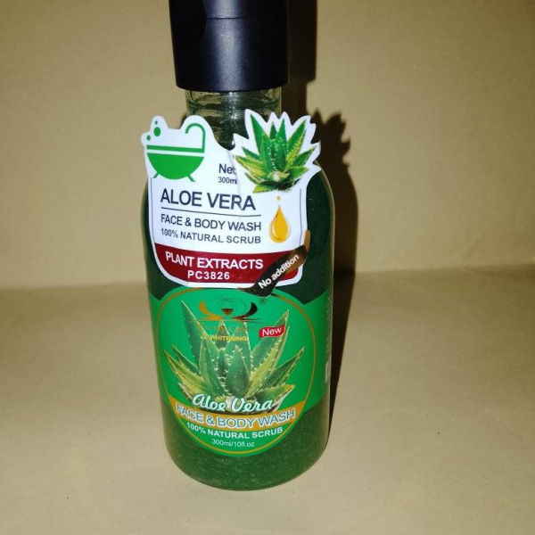 Gel Gommant Visage & Corps à l’Aloe Vera – 100% Naturel 